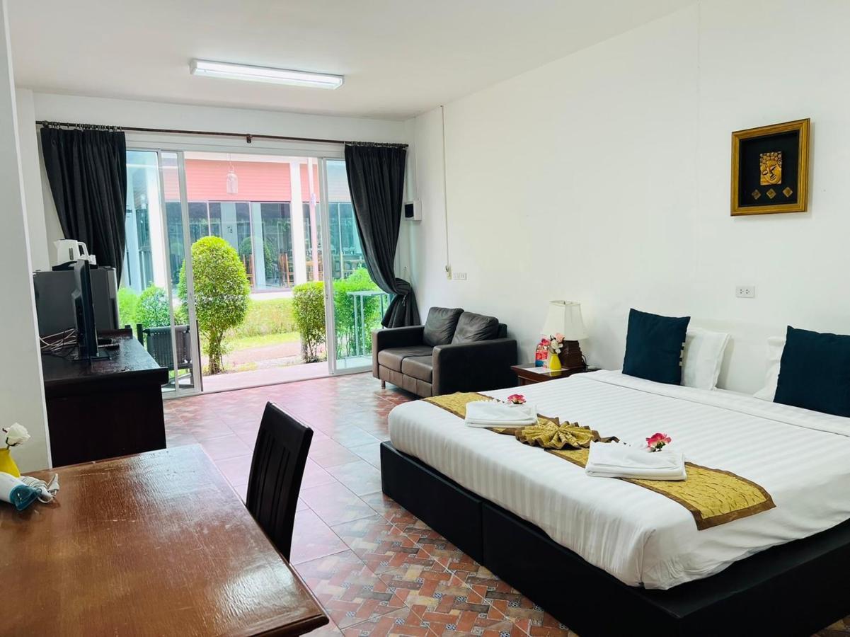 Bora Bora Villa Phuket Chalong Dış mekan fotoğraf